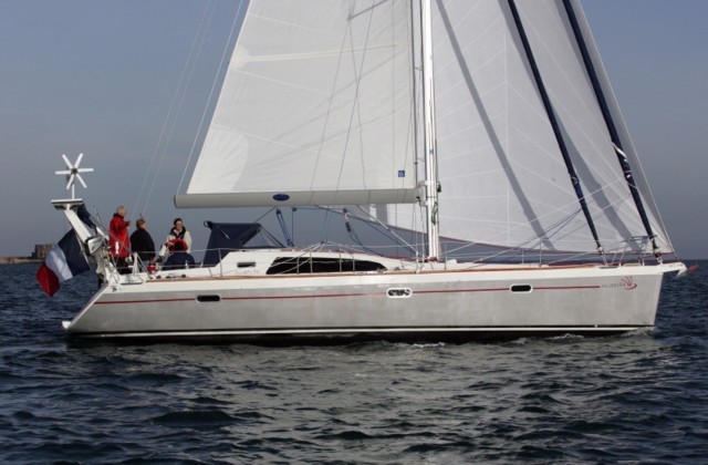 Allures 44 -3.jpg